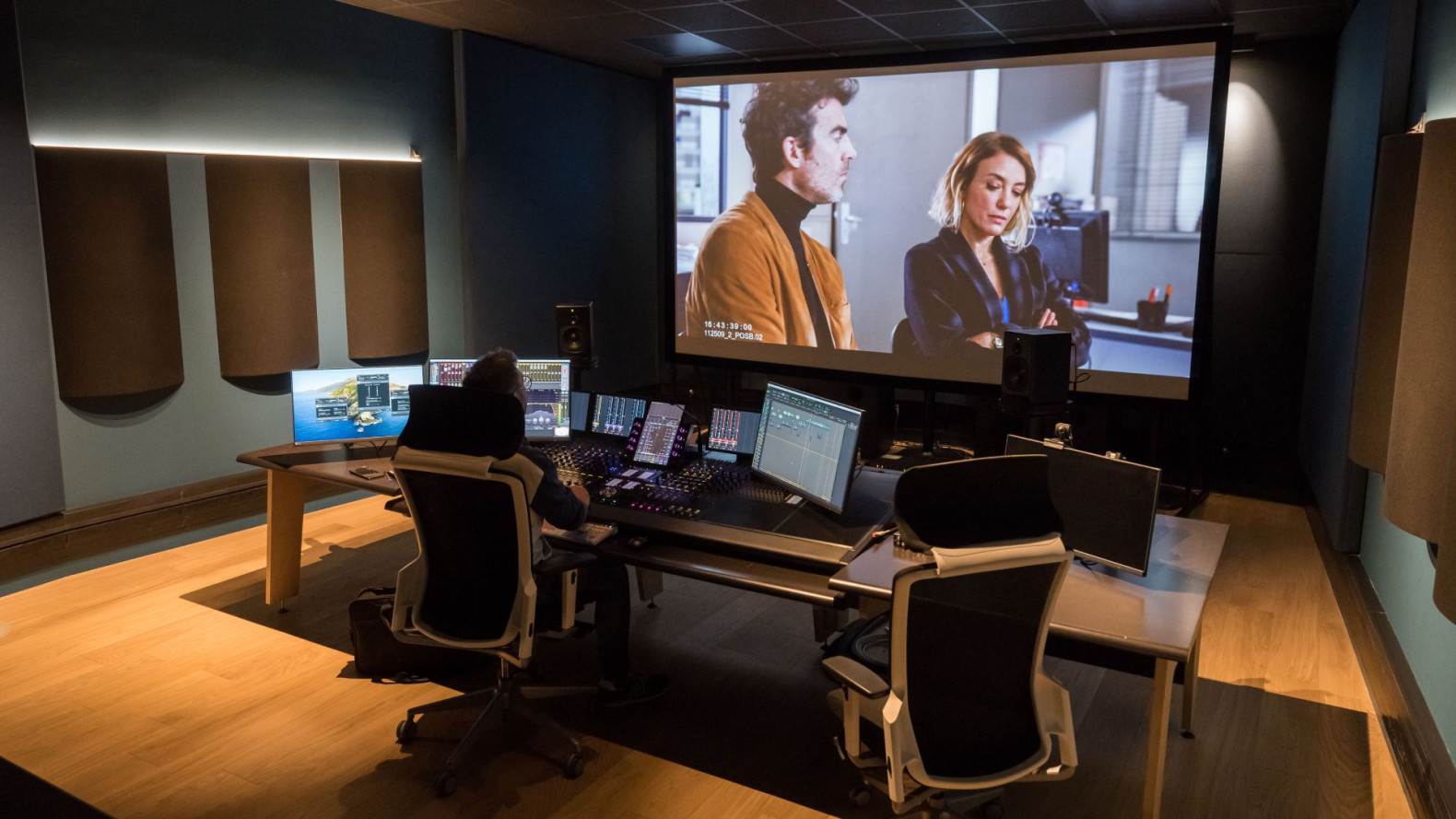 Room 01 - Mixing Auditorium